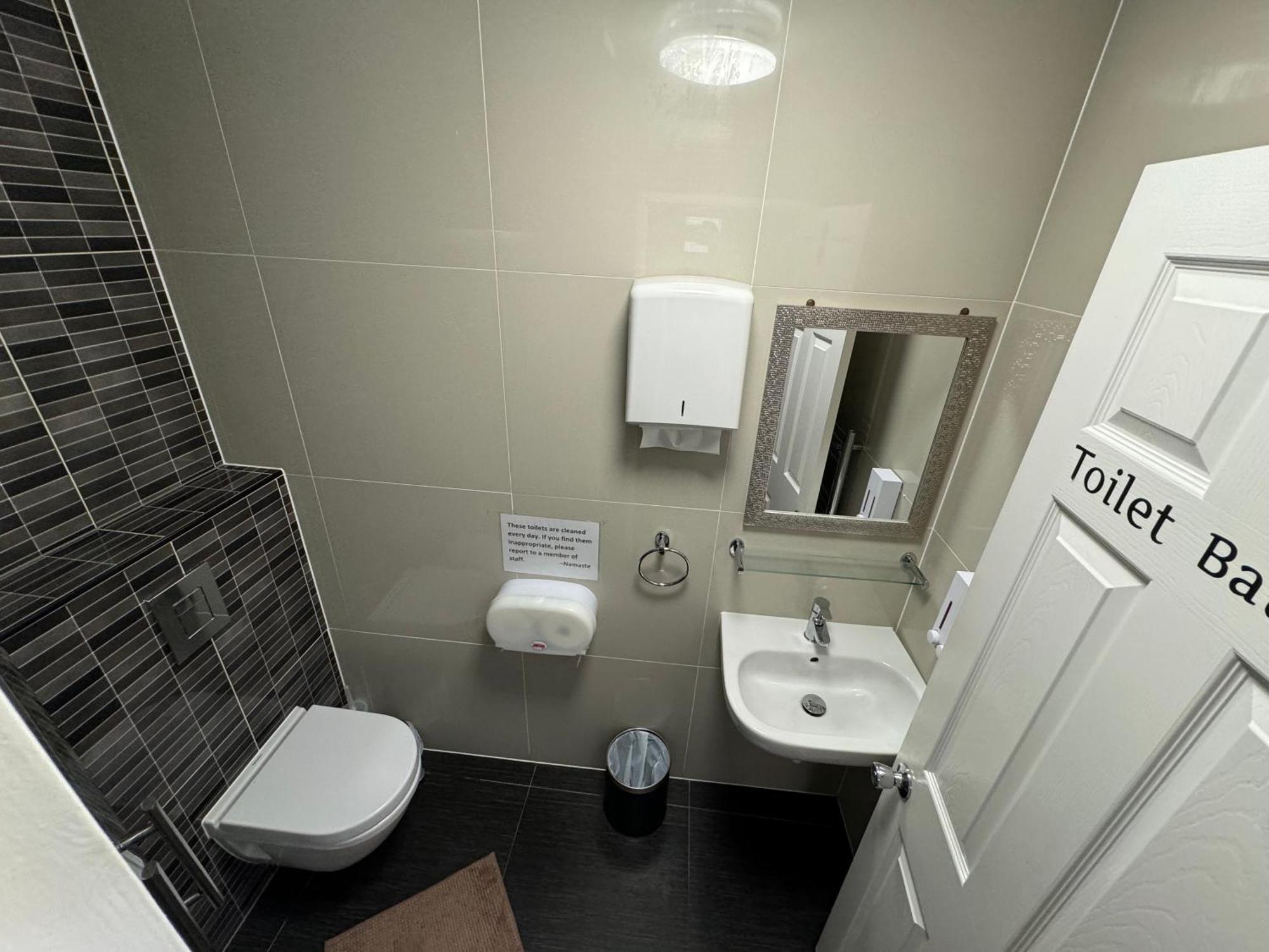 Namaste Palace Hotel NWI Zewnętrze zdjęcie