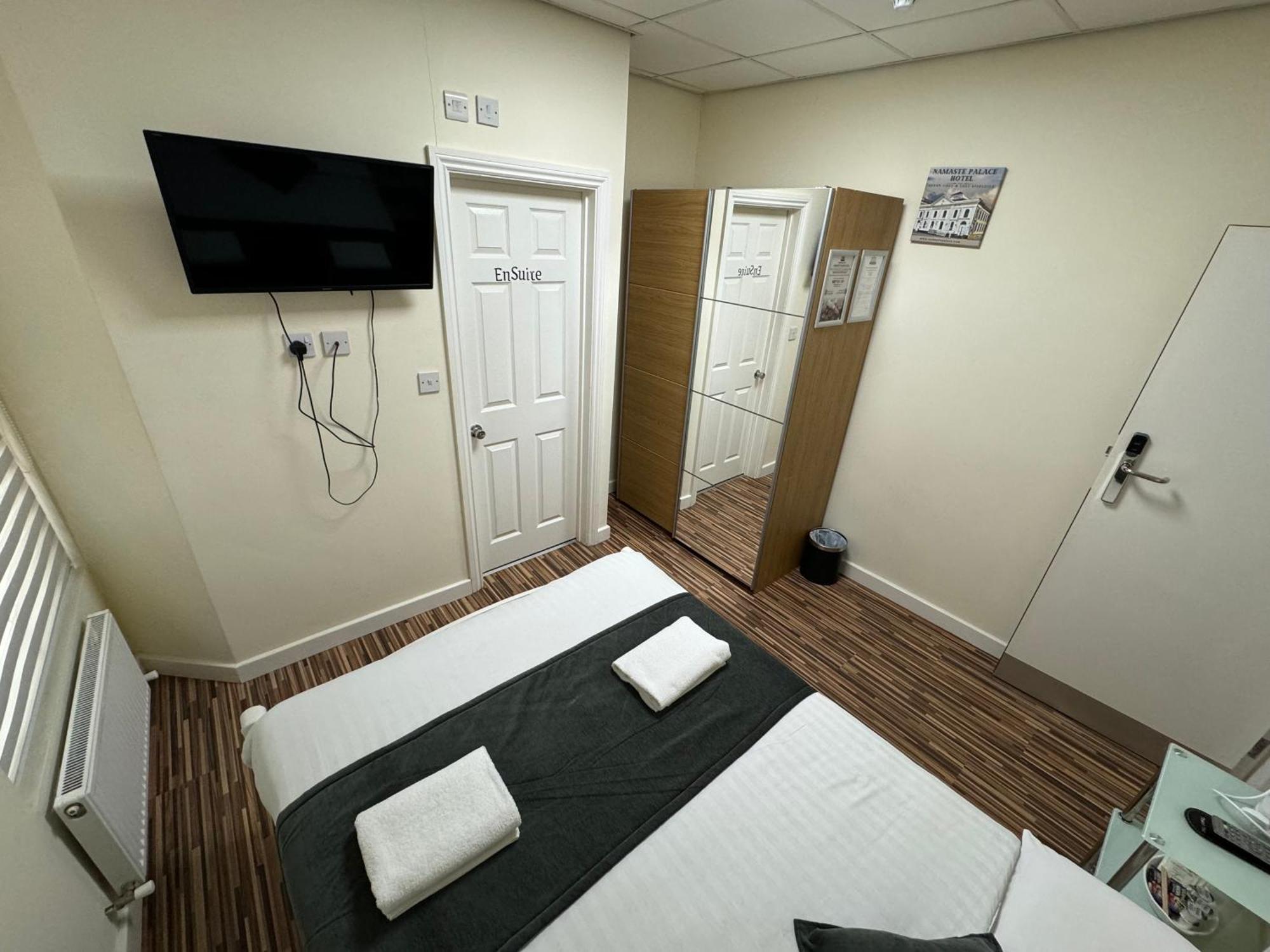 Namaste Palace Hotel NWI Zewnętrze zdjęcie